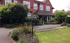 Barons Court Hotel